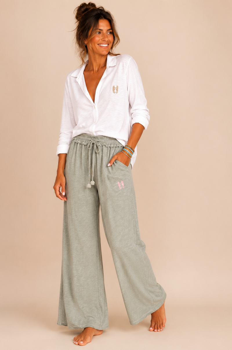 Pantalón básico caqui